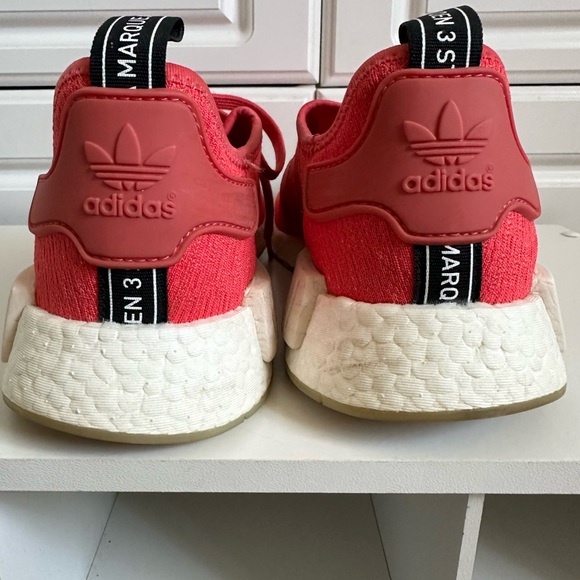 Adidas boost sneaker - Picture 1 of 5